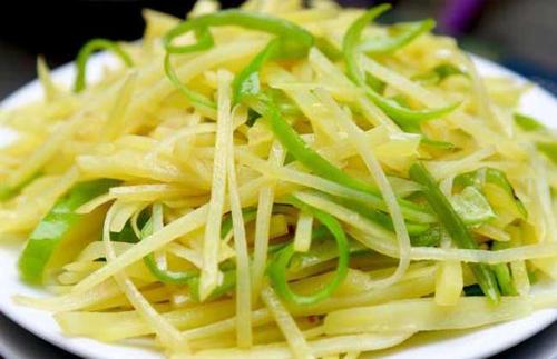 青椒炒土豆丝
